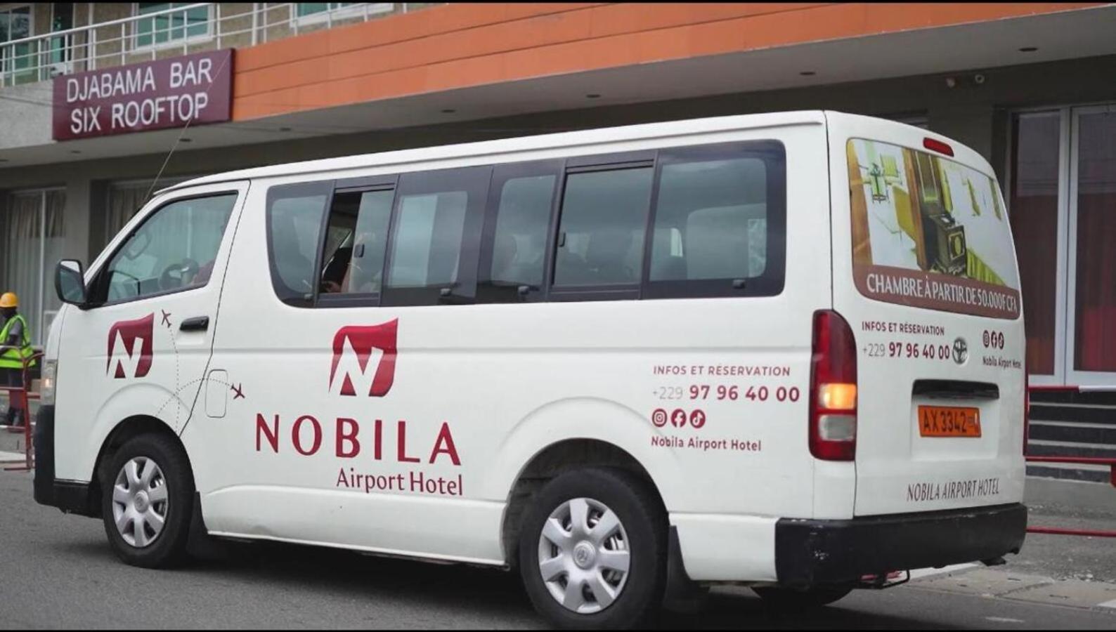 Nobila Airport Hotel Cotonou Bagian luar foto